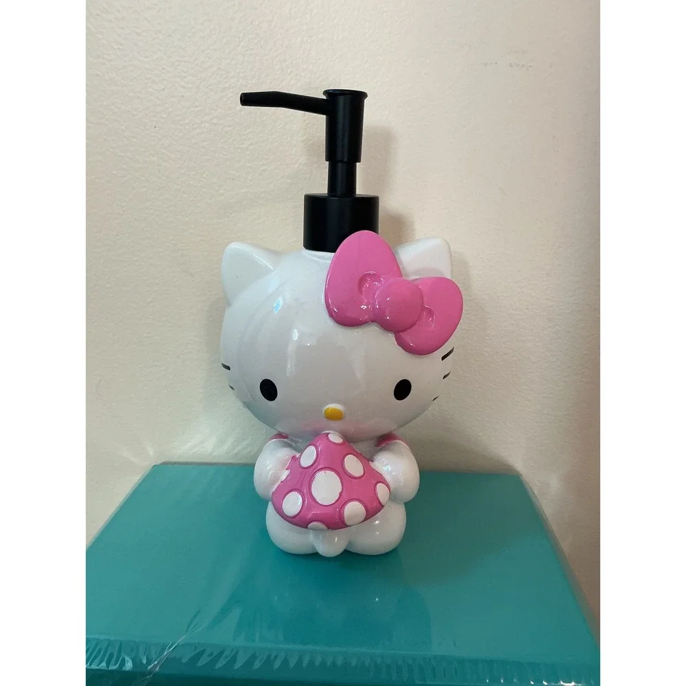 Hello Kitty unveil delightful